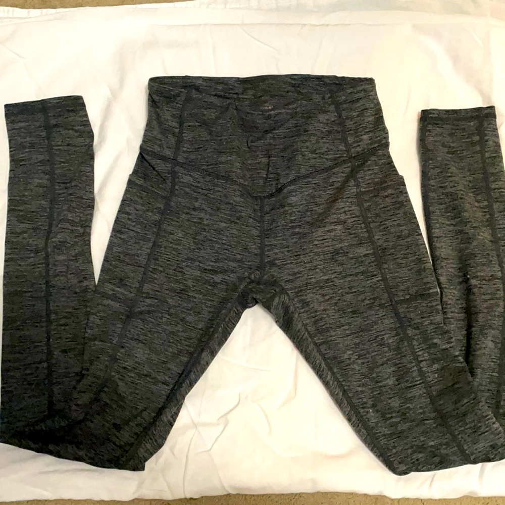 Gaiam full length workout leggings with pockets